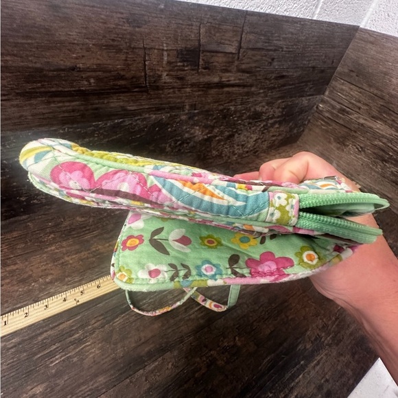 Vera Bradley Pink and Green Quilted Crossbody Bag Purse with Floral Pattern - Picture 8 of 8